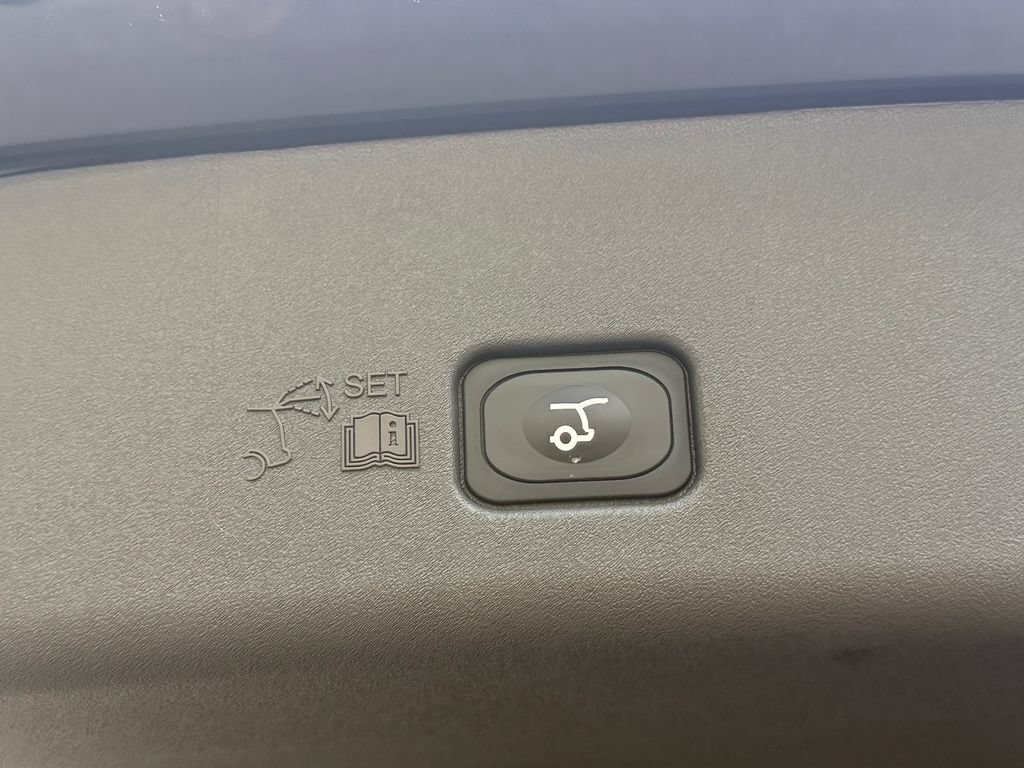 New 2026 Lincoln Nautilus Premier w/ Equipment Group 102A AWD/4WD image 21