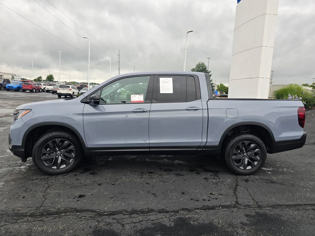 Used 2023 Honda Ridgeline Sport image 5