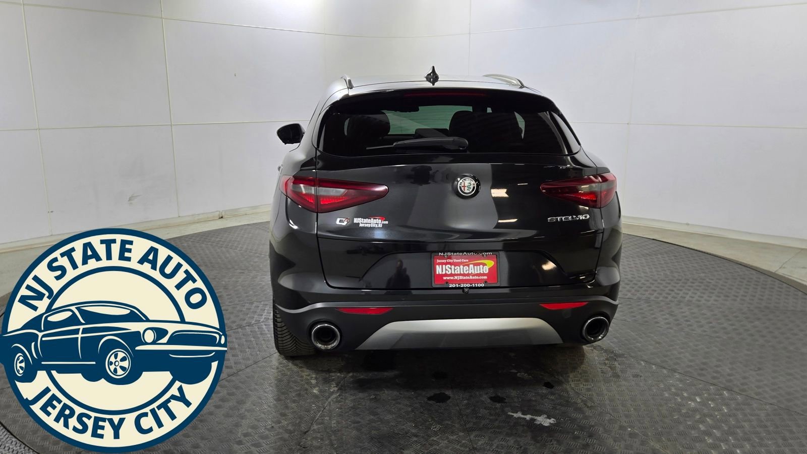 Used 2018 Alfa Romeo Stelvio Ti image 8