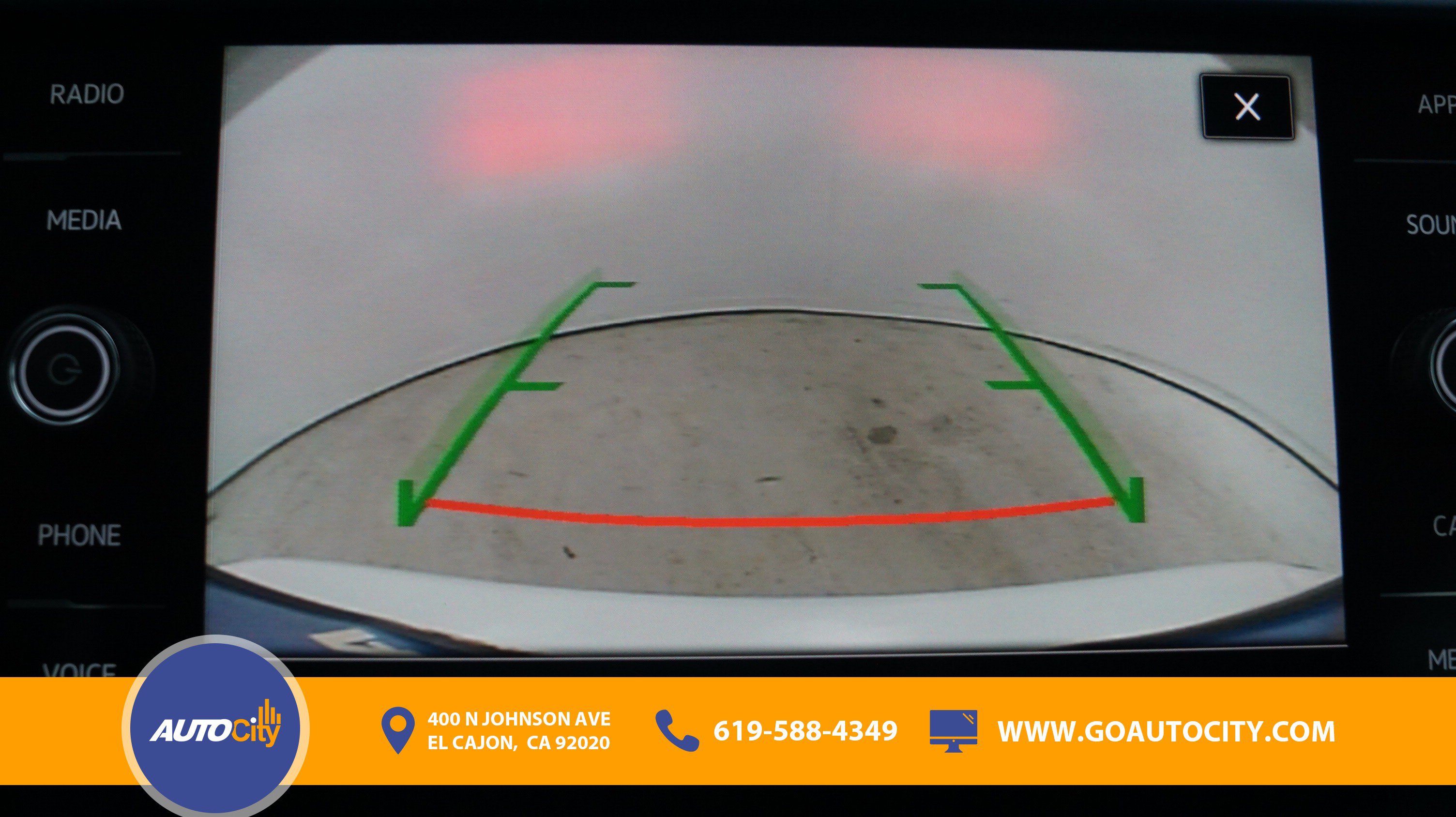 Used 2024 Volkswagen Taos SE FWD image 11
