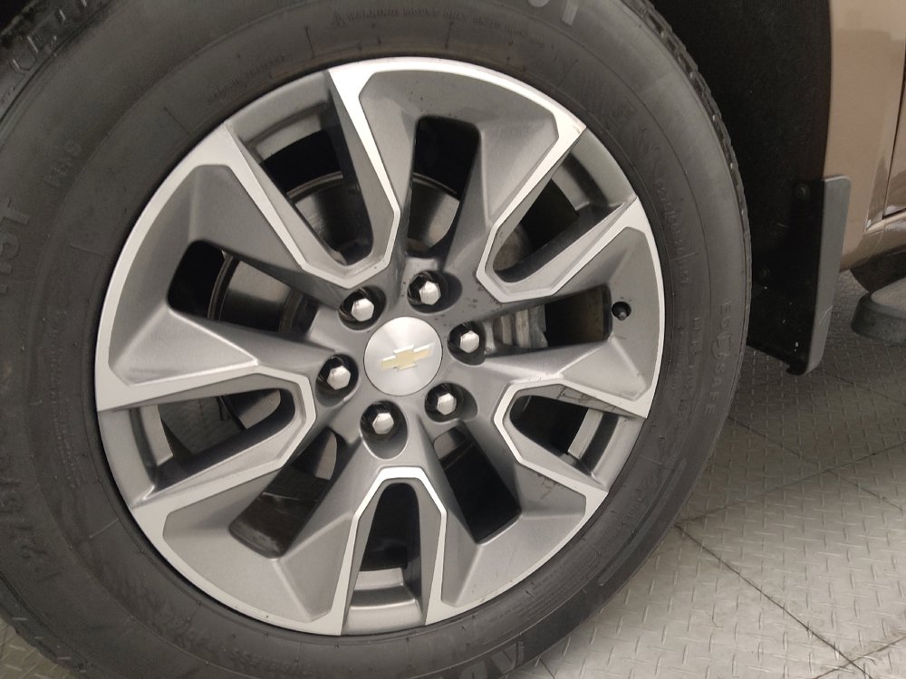 Used 2019 Chevrolet Silverado 1500 LT w/ All-Star Edition image 31