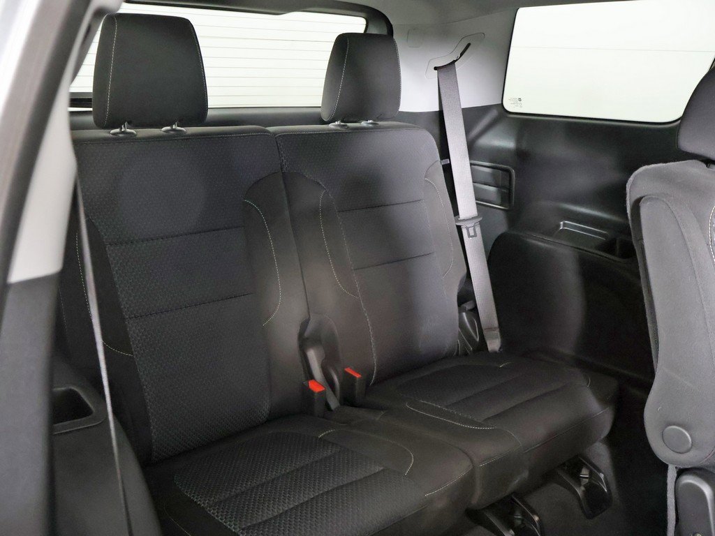 Used 2023 GMC Acadia SLE w/ Driver Convenience Package image 33