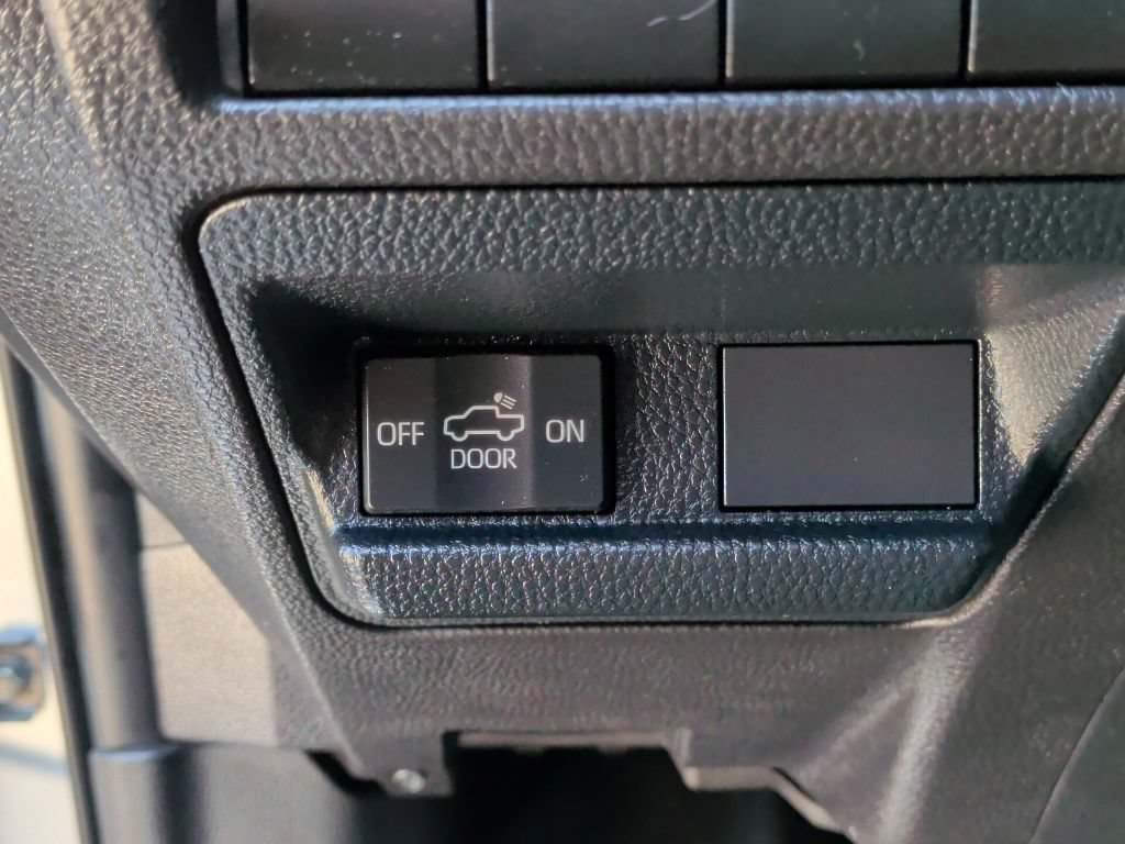 Used 2024 Toyota Tacoma SR5 RWD image 16