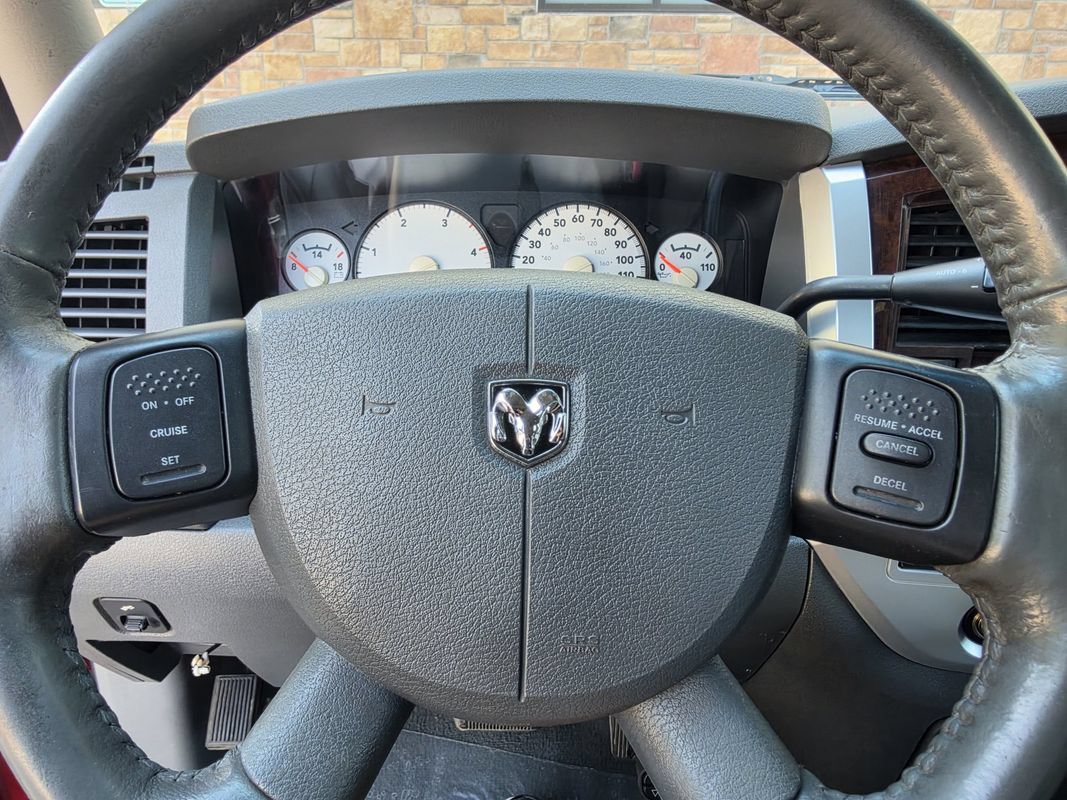 Used 2009 Dodge Ram 2500 Truck Laramie AWD/4WD image 11