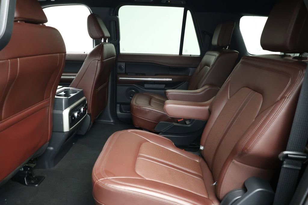 Used 2023 Ford Expedition Max Limited image 19