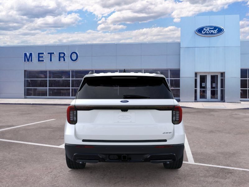 New 2026 Ford Explorer ST-Line w/ ST-Line Street Pack AWD/4WD image 6
