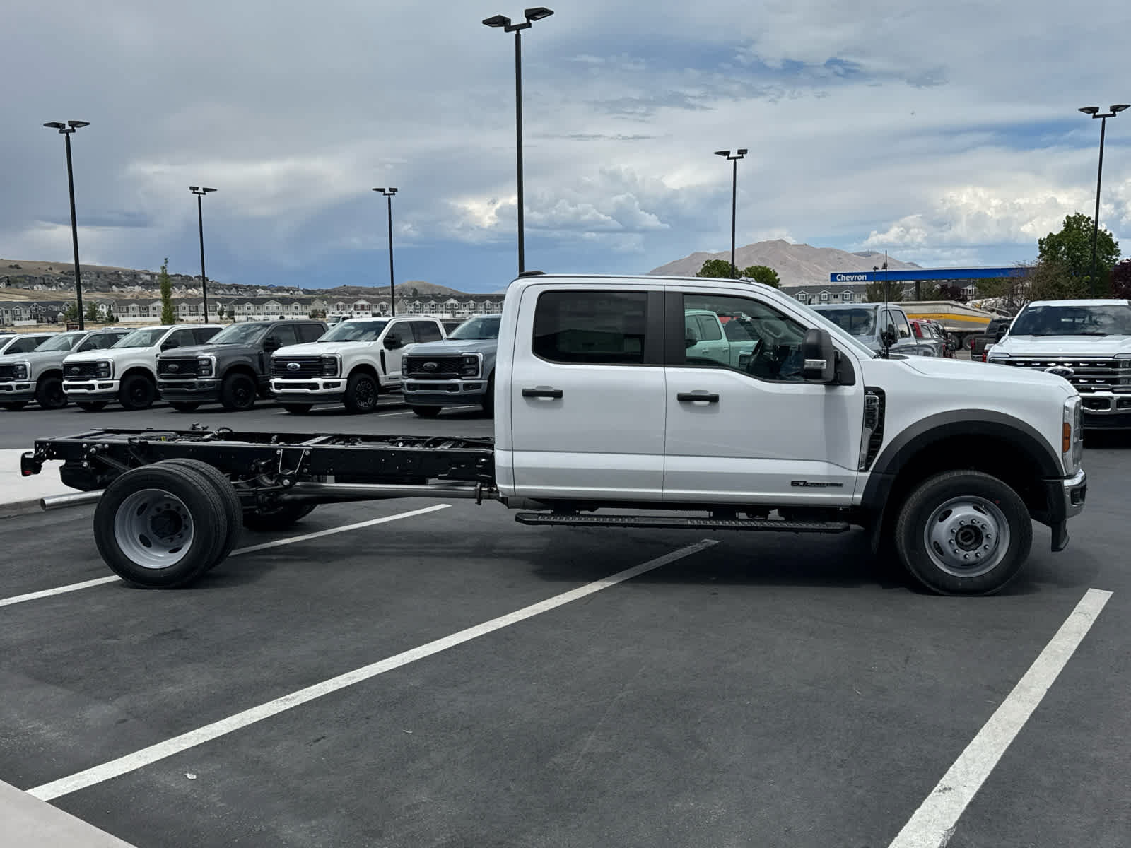 New 2026 Ford F550 4x4 Crew Cab Super Duty w/ XL Chrome Package image 6