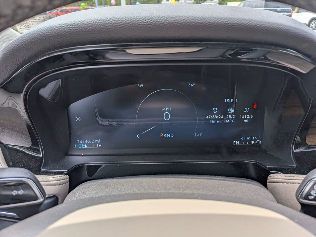 Used 2023 Lincoln Corsair Reserve image 22