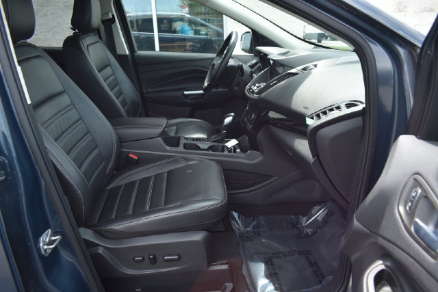 Used 2019 Ford Escape Titanium AWD/4WD image 46