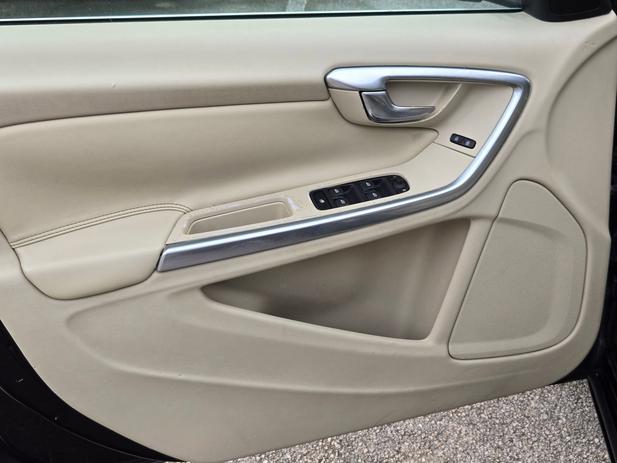 Used 2015 Volvo S60 T5 Premier image 10