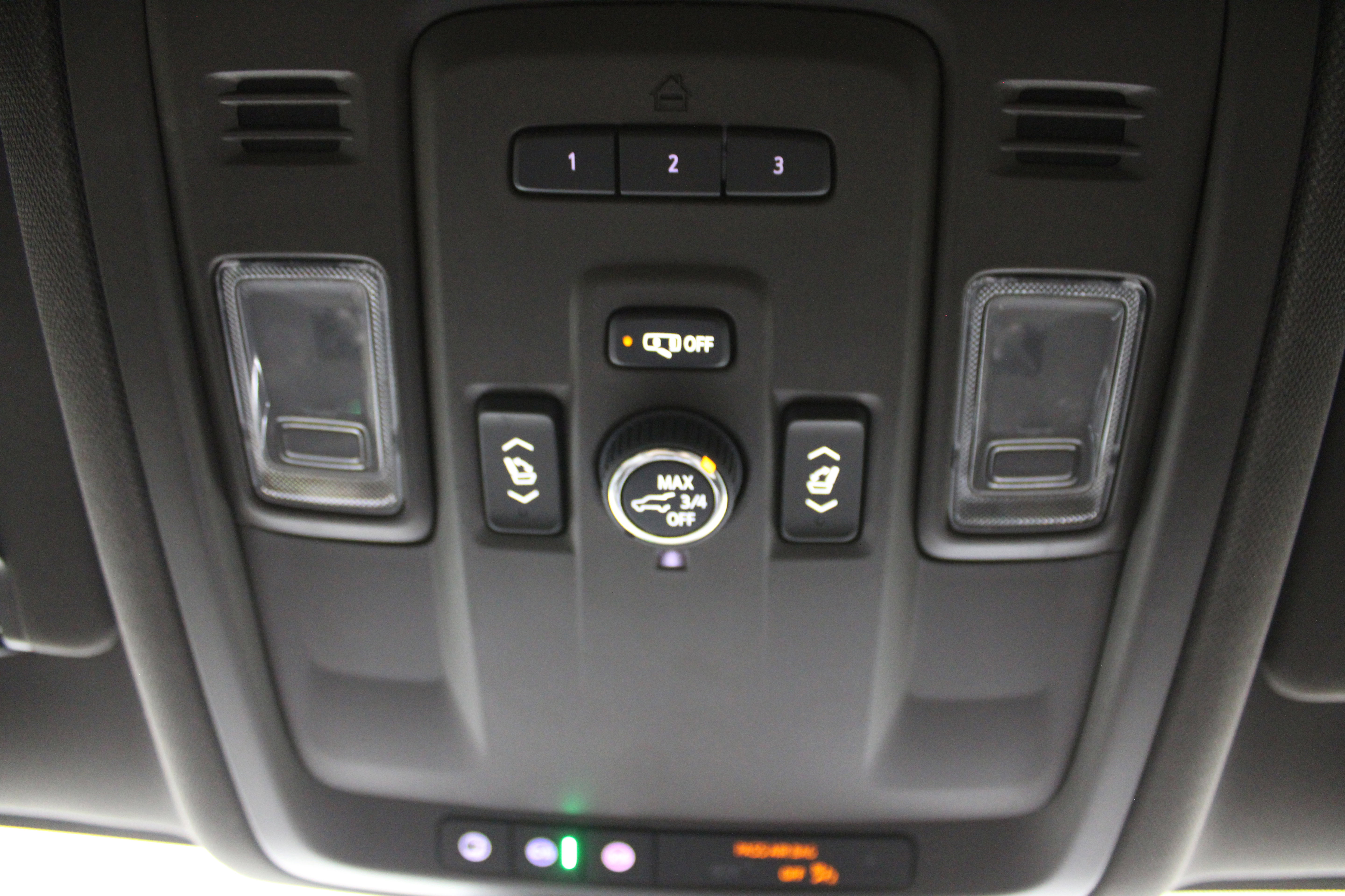 Used 2024 Chevrolet Suburban Z71 w/ Luxury Package image 22