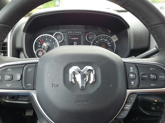 Used 2025 RAM 2500 Big Horn AWD/4WD image 5