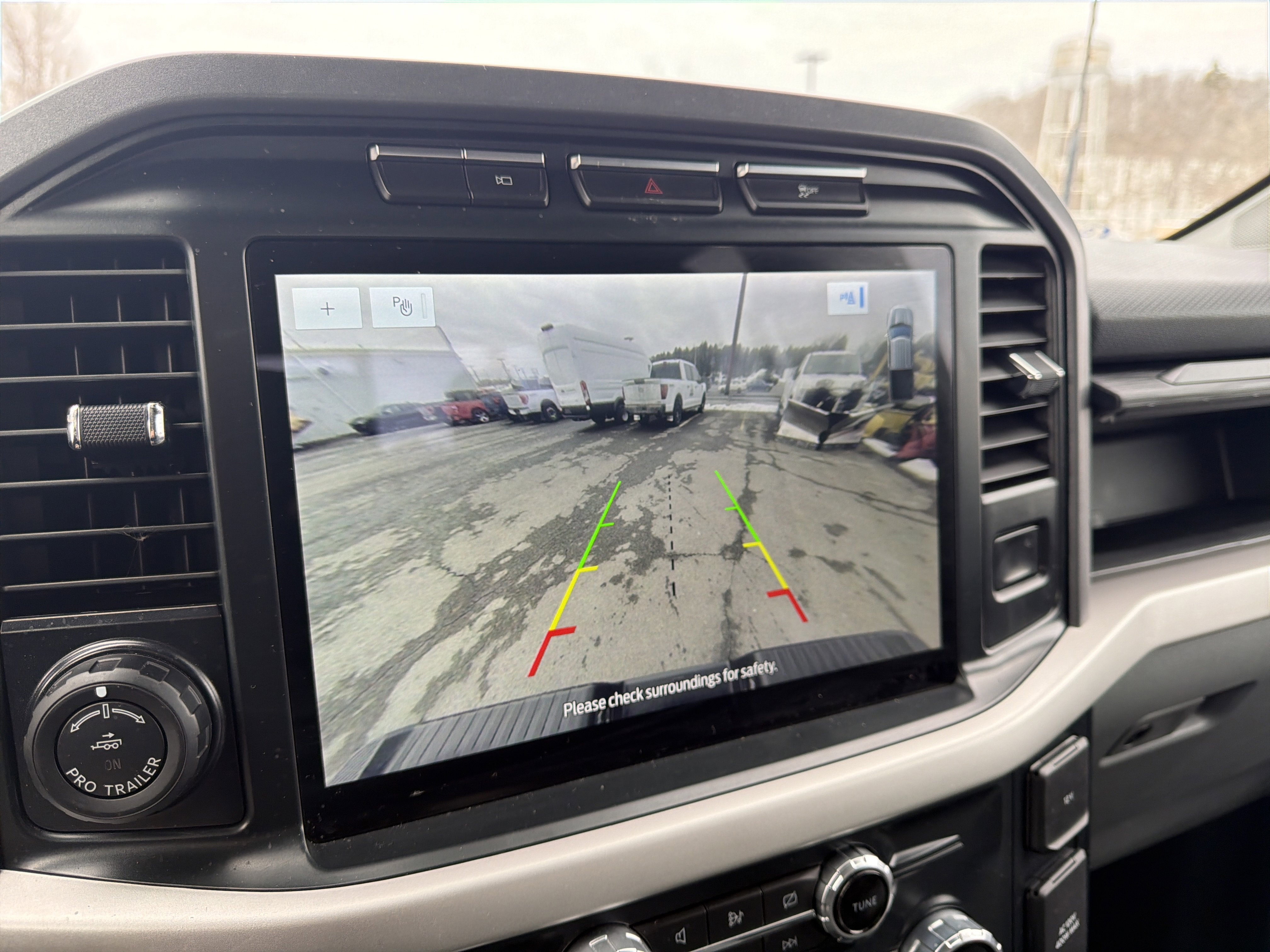 Certified 2022 Ford F150 XLT w/ Equipment Group 302A High image 20