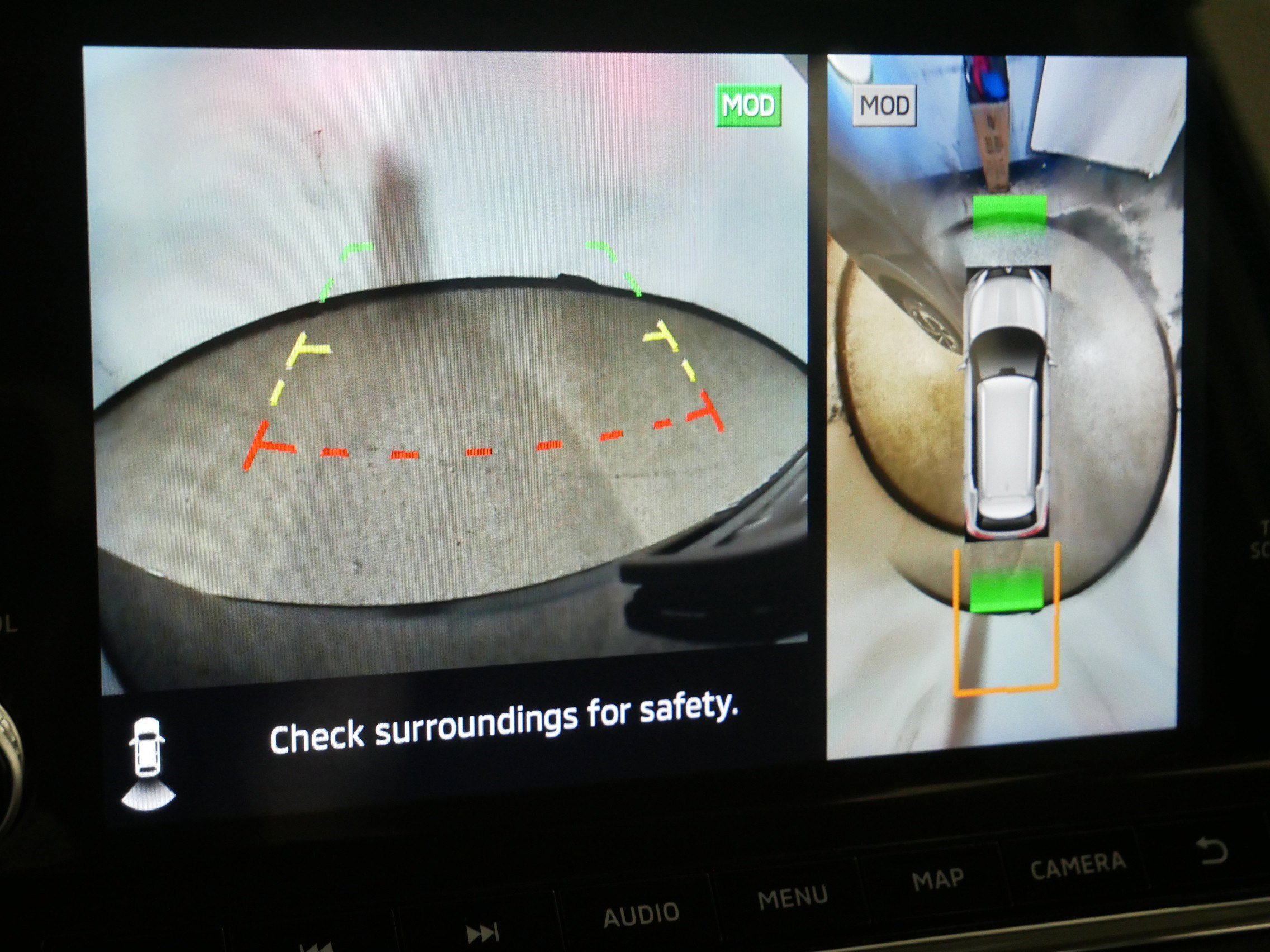 Used 2024 Mitsubishi Outlander SE image 32