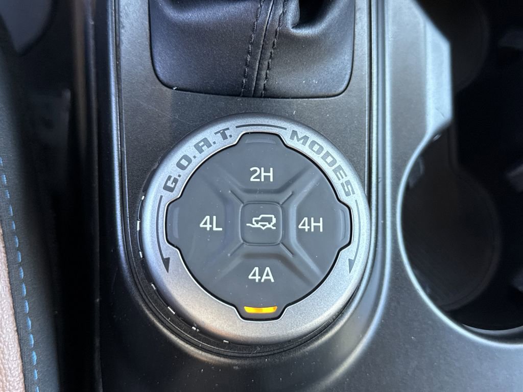 Used 2022 Ford Bronco Outer Banks image 35