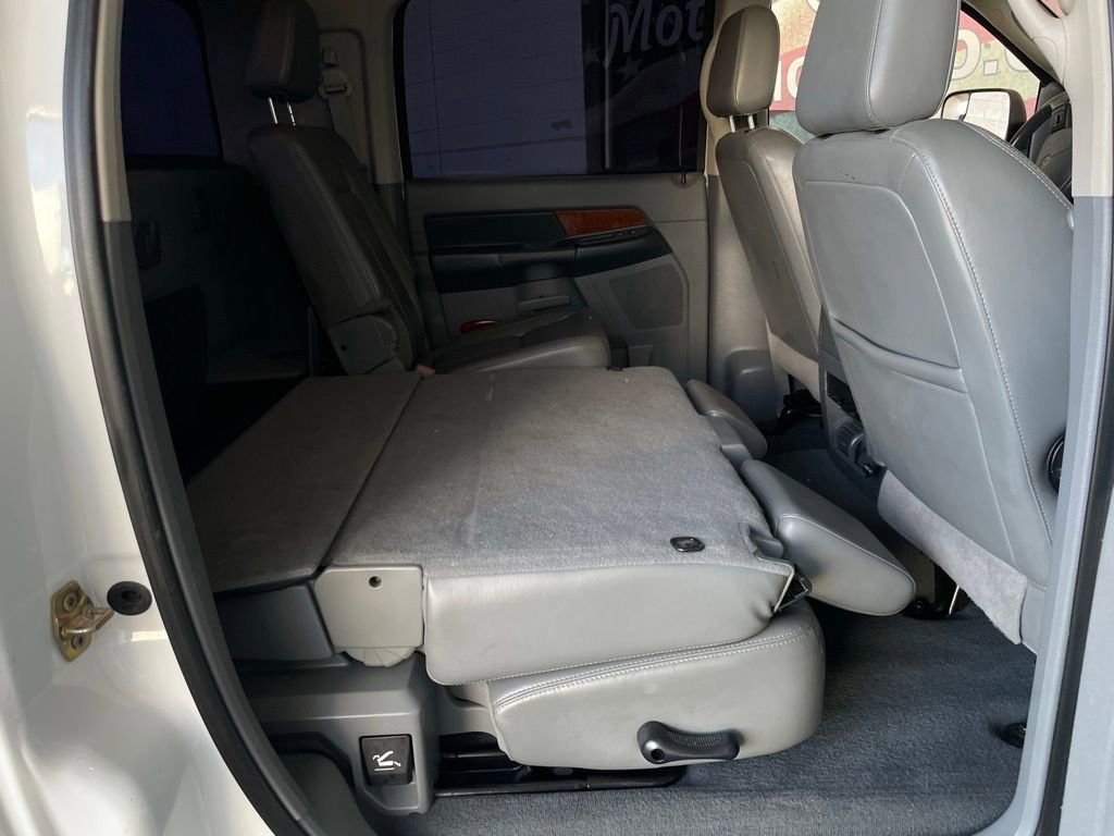 Used 2007 Dodge Ram 3500 Truck Laramie image 25