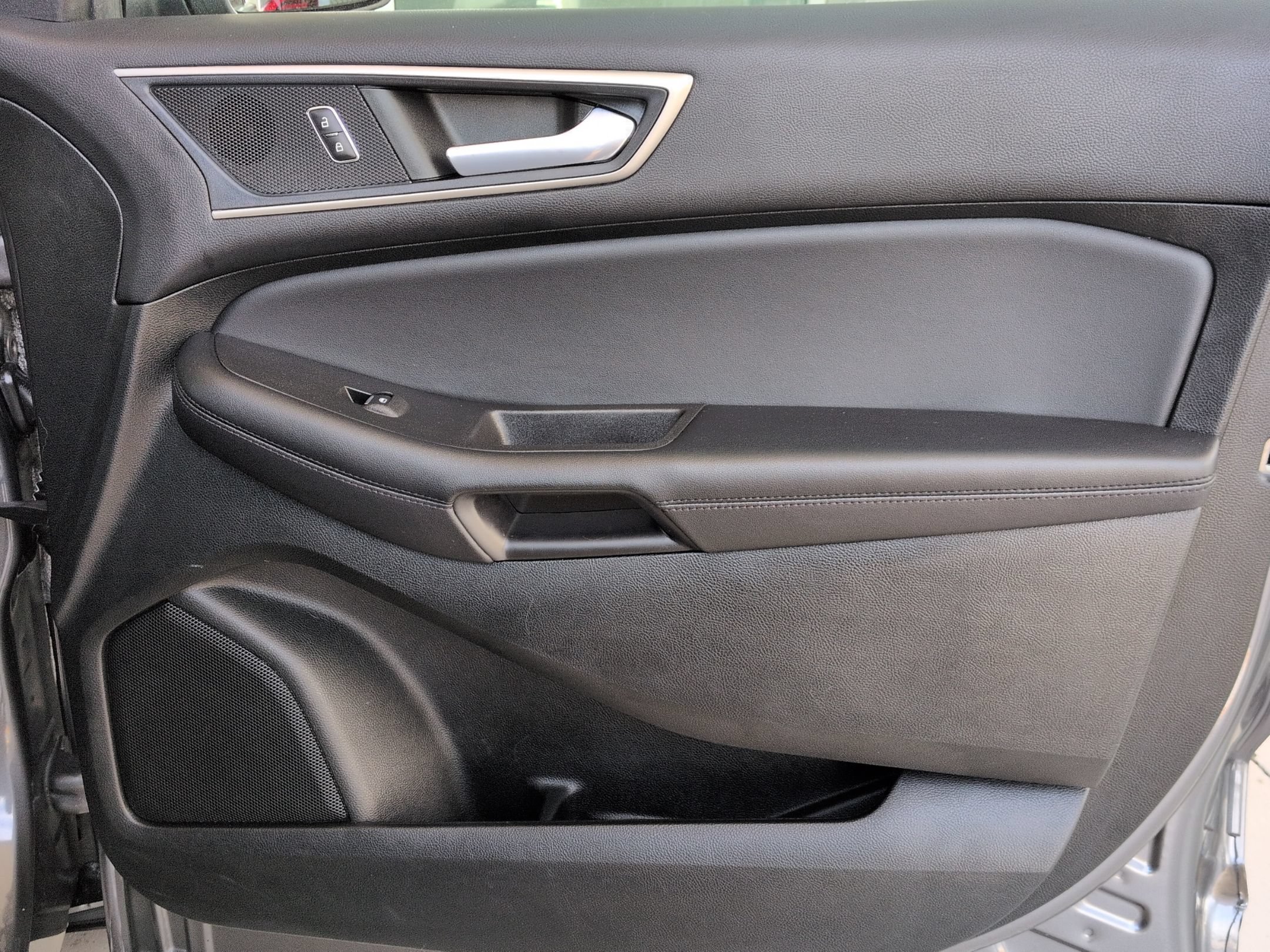Used 2022 Ford Edge SEL w/ Convenience Package AWD/4WD image 33