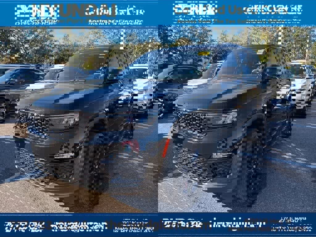 Used 2023 Jeep Grand Cherokee Limited w/ Luxury Tech Group II