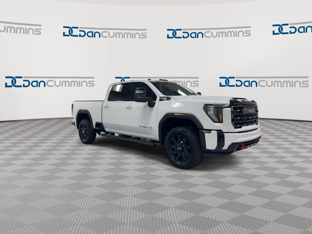 Used 2026 GMC Sierra 2500 AT4 w/ AT4 Preferred Package AWD/4WD image 2