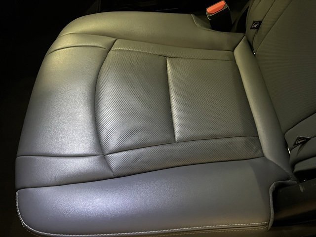 Used 2023 Buick Enclave Essence w/ Experience Buick Package image 18