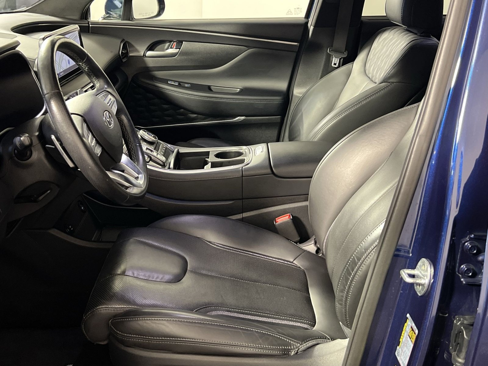 Used 2021 Hyundai Santa Fe Calligraphy AWD/4WD image 13