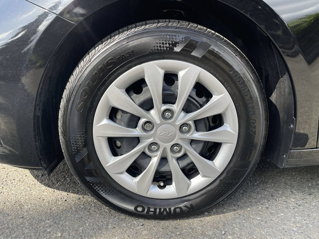 Used 2022 Kia Forte Sedan FWD image 29