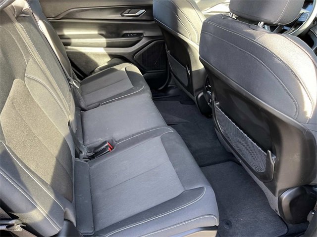 Used 2024 Jeep Grand Cherokee L Laredo w/ Luxury Tech Group I image 22