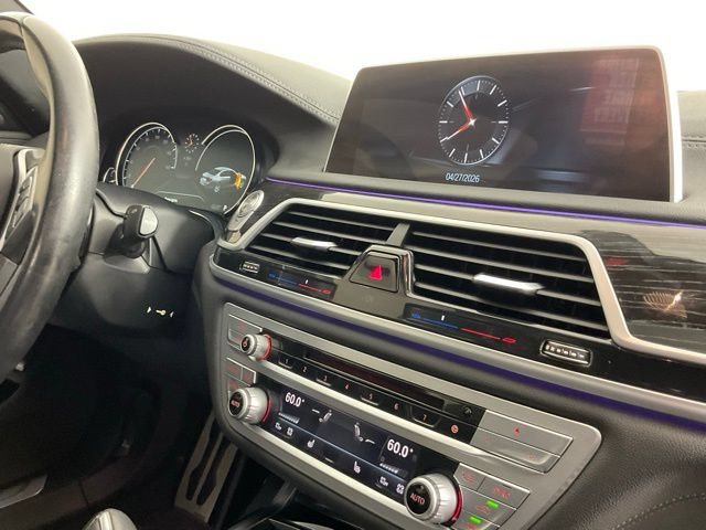 Used 2017 BMW 740i RWD image 23