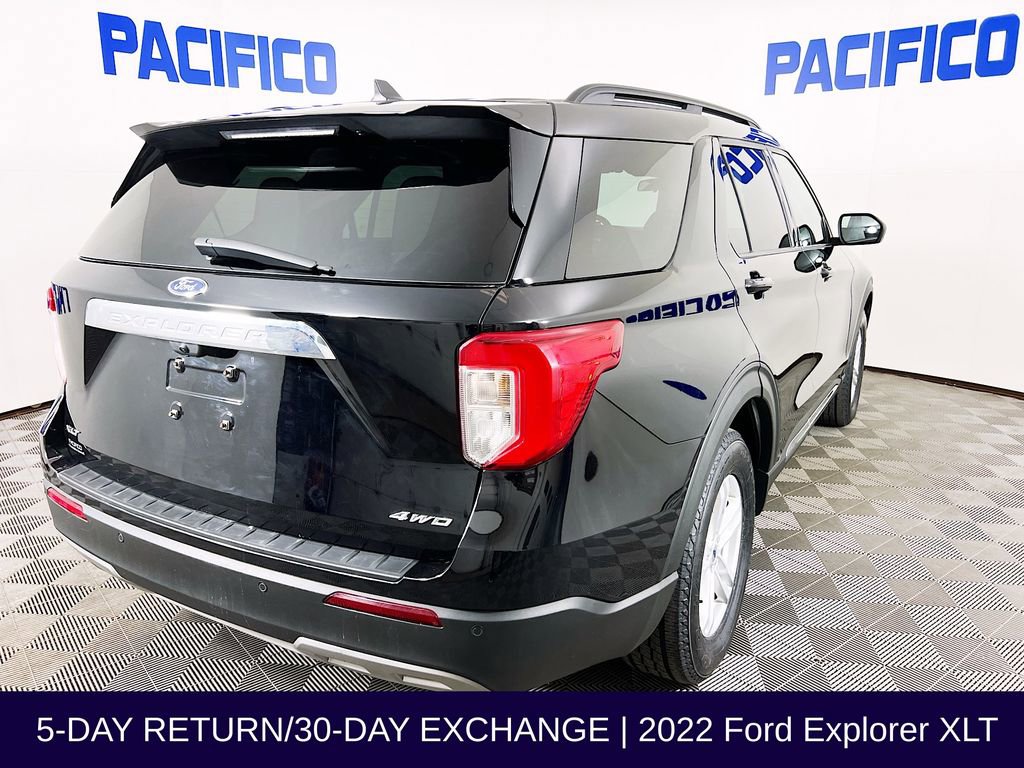 Certified 2022 Ford Explorer XLT w/ Equipment Group 202A AWD/4WD image 8
