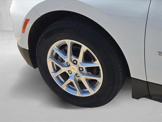 Used 2024 Chevrolet Equinox LT image 23