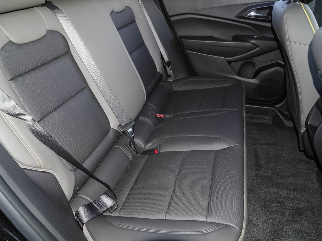 Certified 2024 Chevrolet Trax ACTIV w/ Sunroof Package image 21