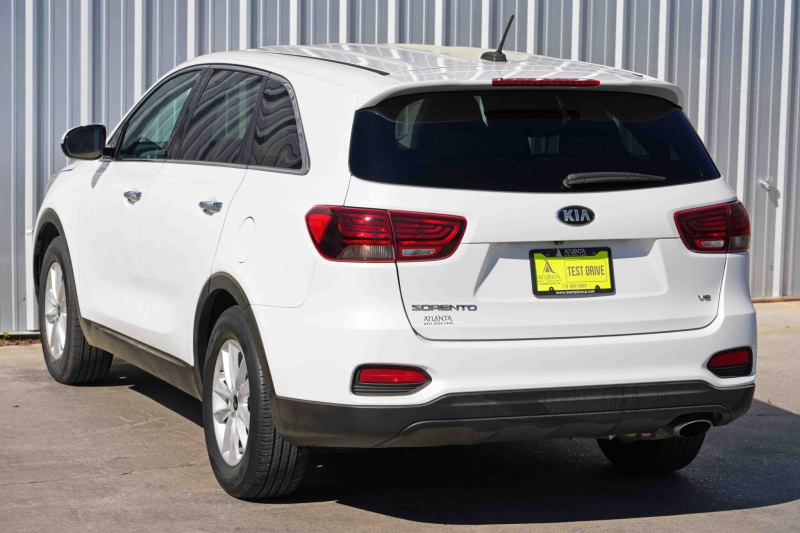 Used 2019 Kia Sorento LX image 43