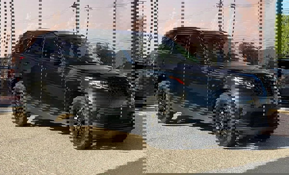 Used 2019 Land Rover Range Rover Velar S image 21