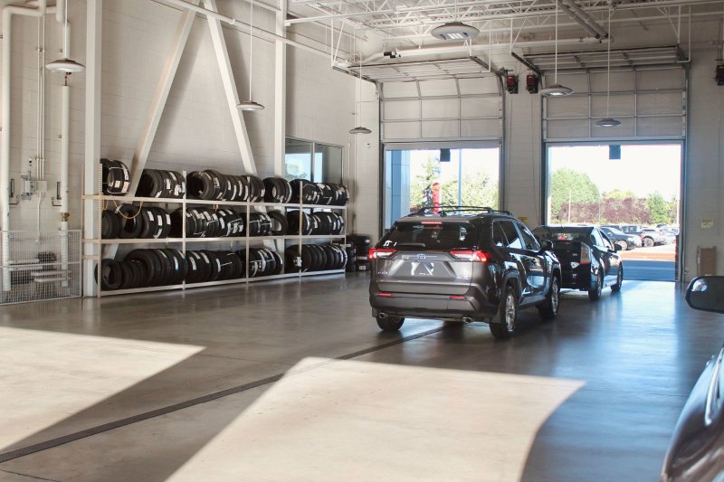 Used 2019 Subaru Forester Premium AWD/4WD image 7
