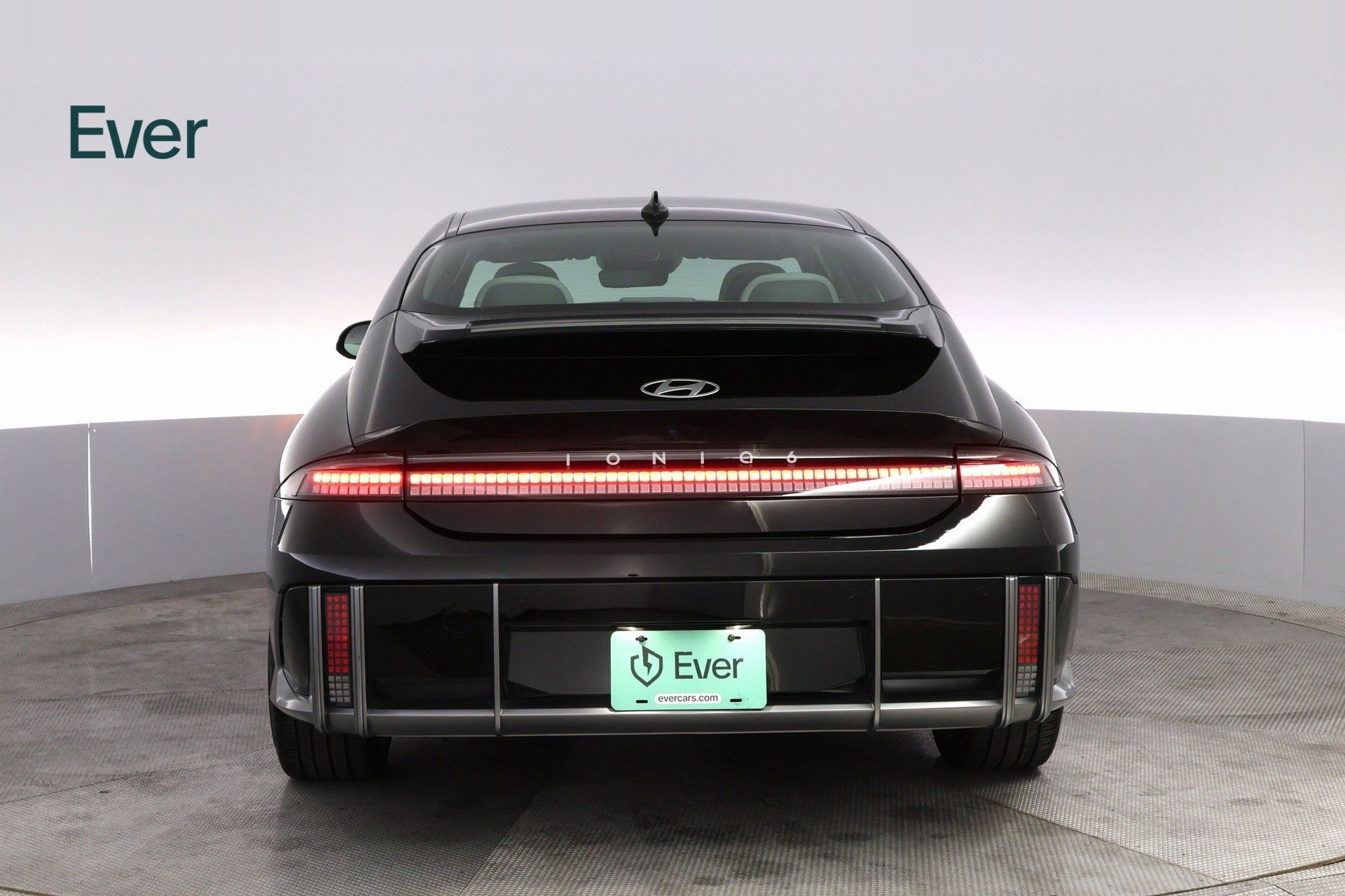 Used 2024 Hyundai Ioniq 6 SEL image 13