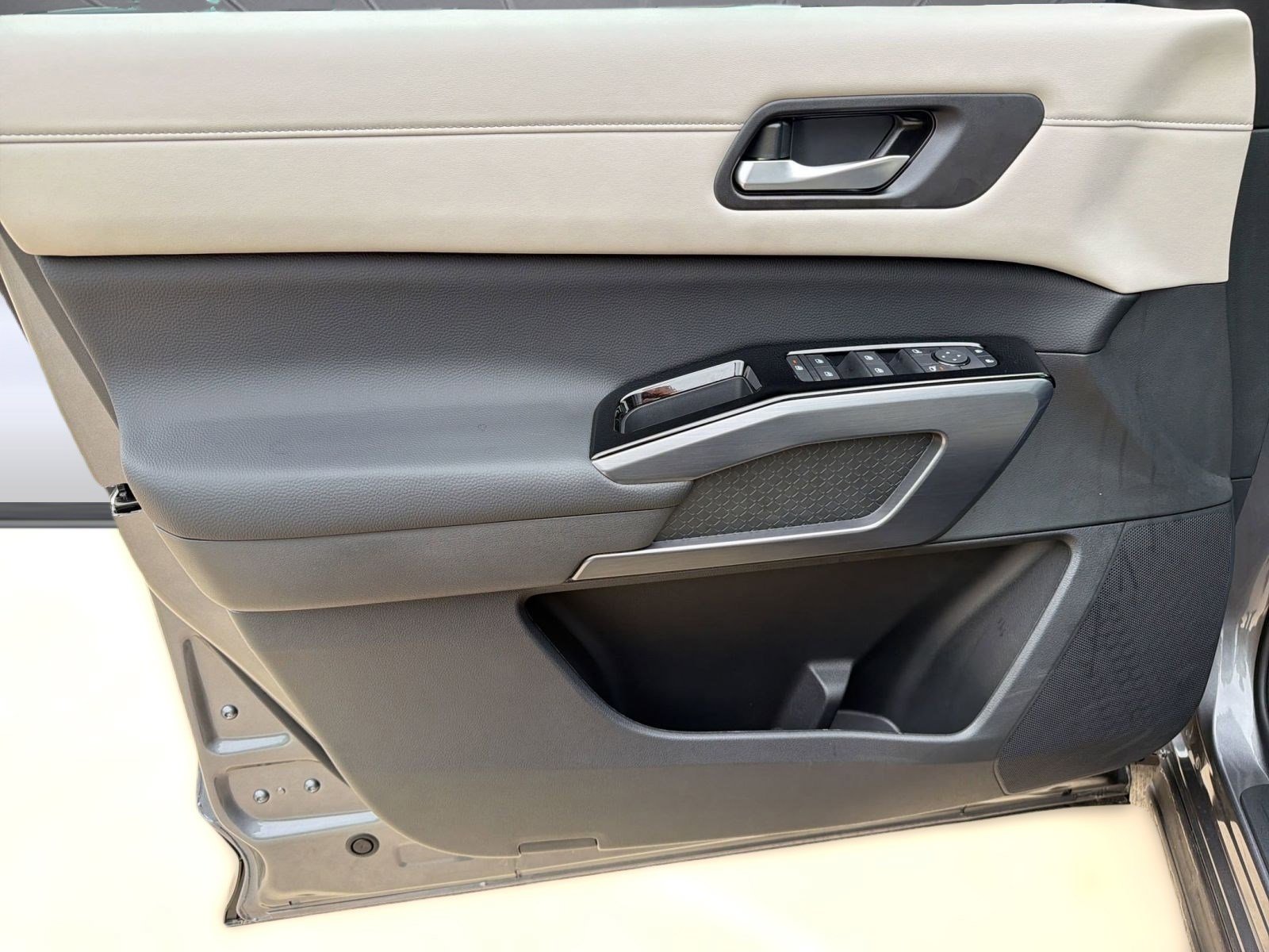 New 2026 Nissan Pathfinder SL image 20