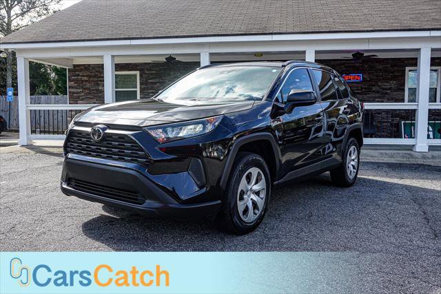 Used 2019 Toyota RAV4 LE image 12