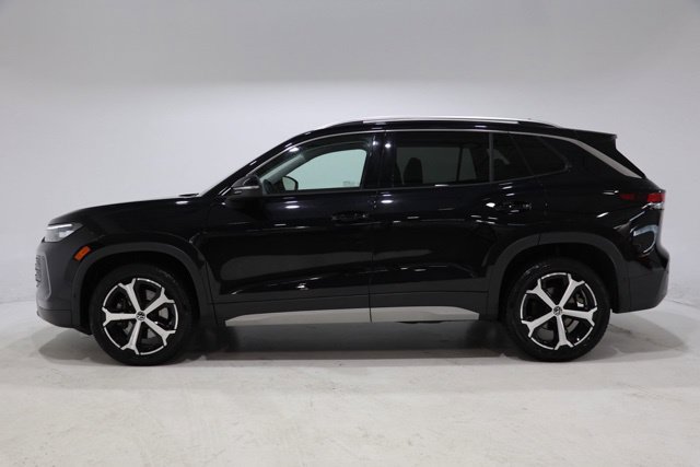 Used 2026 Volkswagen Tiguan SE AWD/4WD image 4
