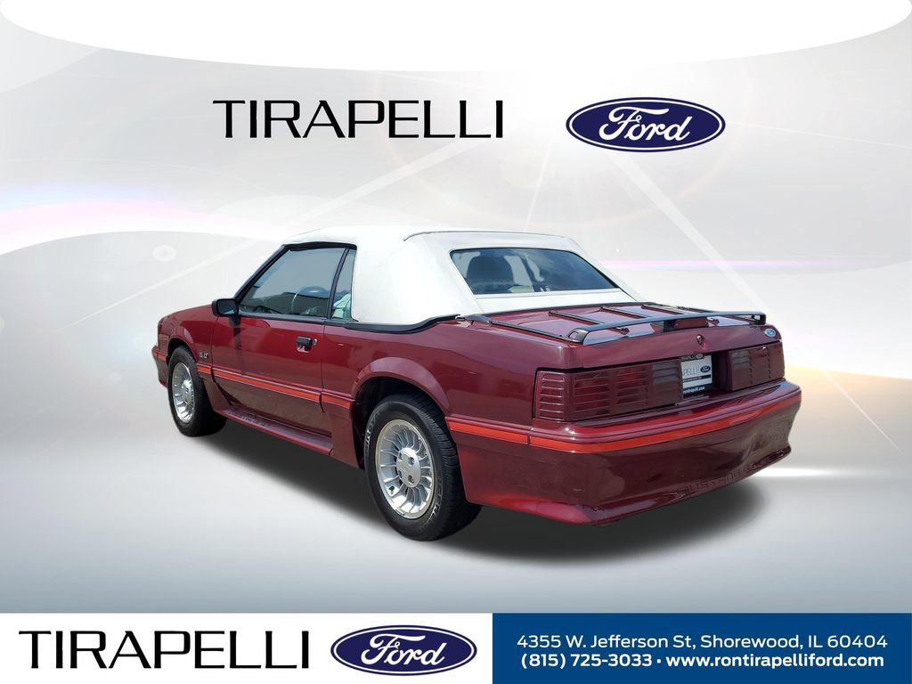 Used 1988 Ford Mustang GT RWD image 4
