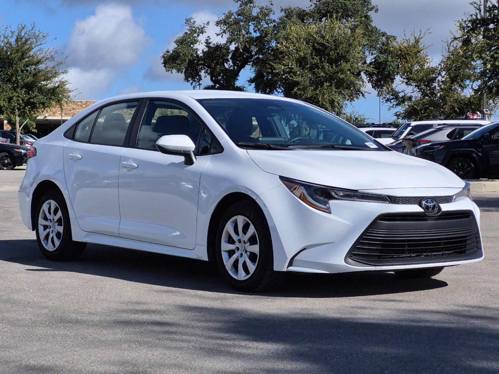 Certified 2024 Toyota Corolla LE FWD image 7