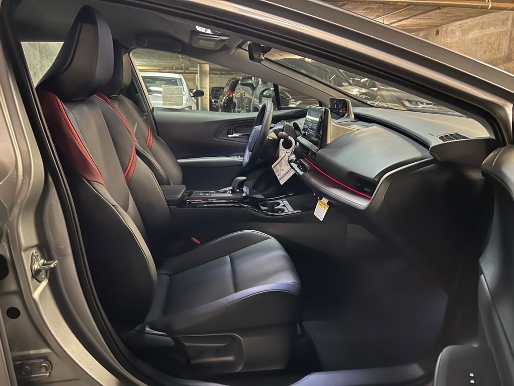 New 2026 Toyota Prius Plug-In Hybrid image 17