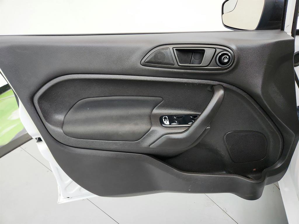 Used 2019 Ford Fiesta SE w/ Equipment Group 201A image 17