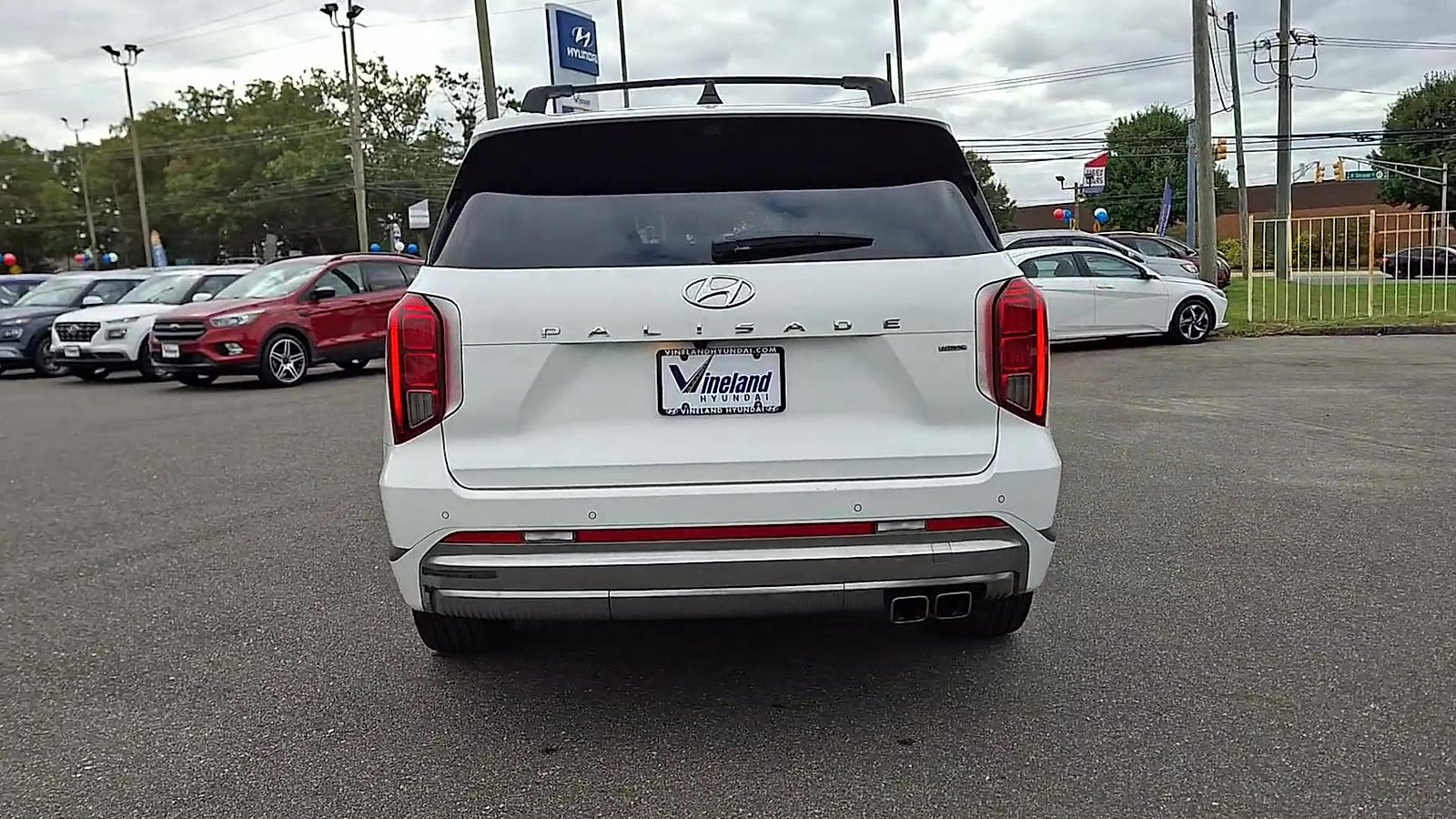 Used 2023 Hyundai Palisade Calligraphy image 7