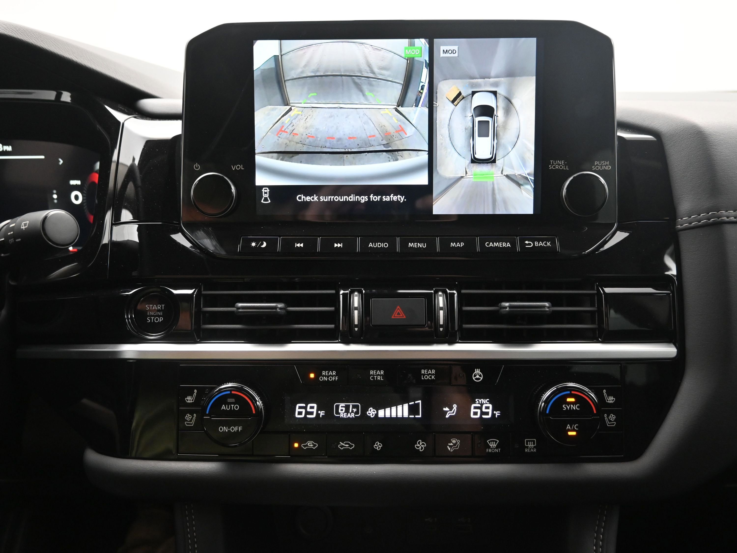 New 2025 Nissan Pathfinder Platinum w/ Cargo Package image 16