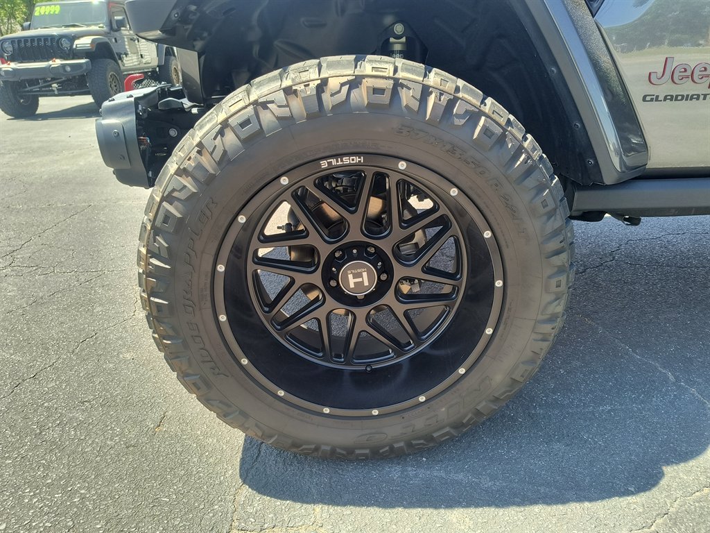 Used 2021 Jeep Gladiator Rubicon AWD/4WD image 15