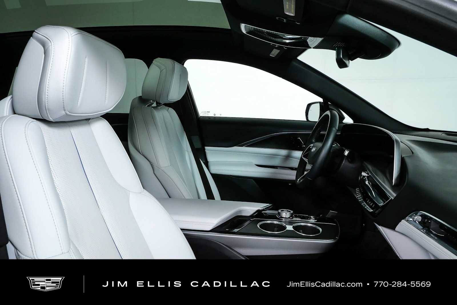 Certified 2024 Cadillac Lyriq Sport RWD image 22