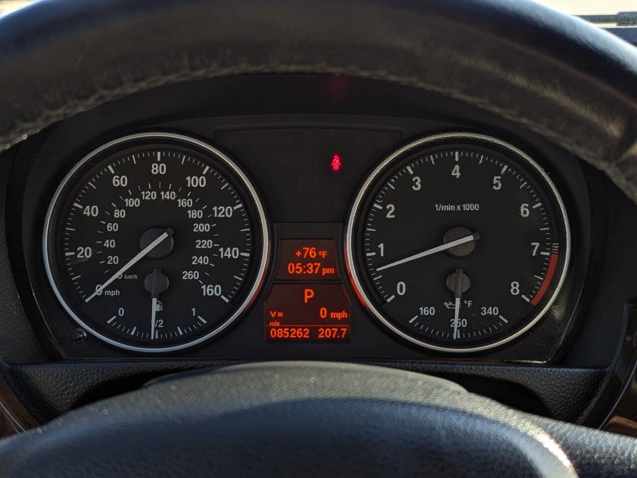 Used 2011 BMW 335i Convertible RWD image 28