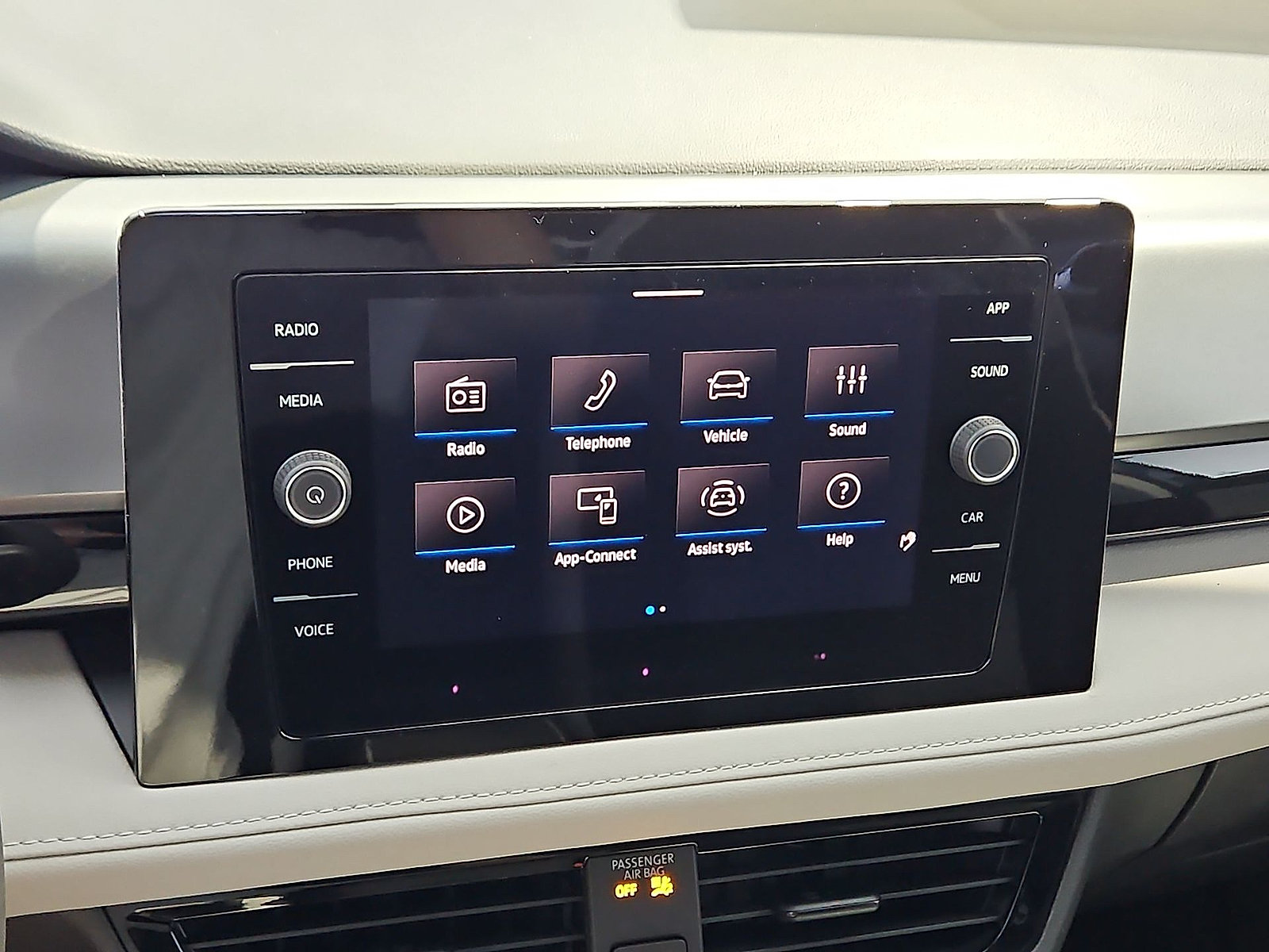 New 2027 Volkswagen Taos S FWD image 19