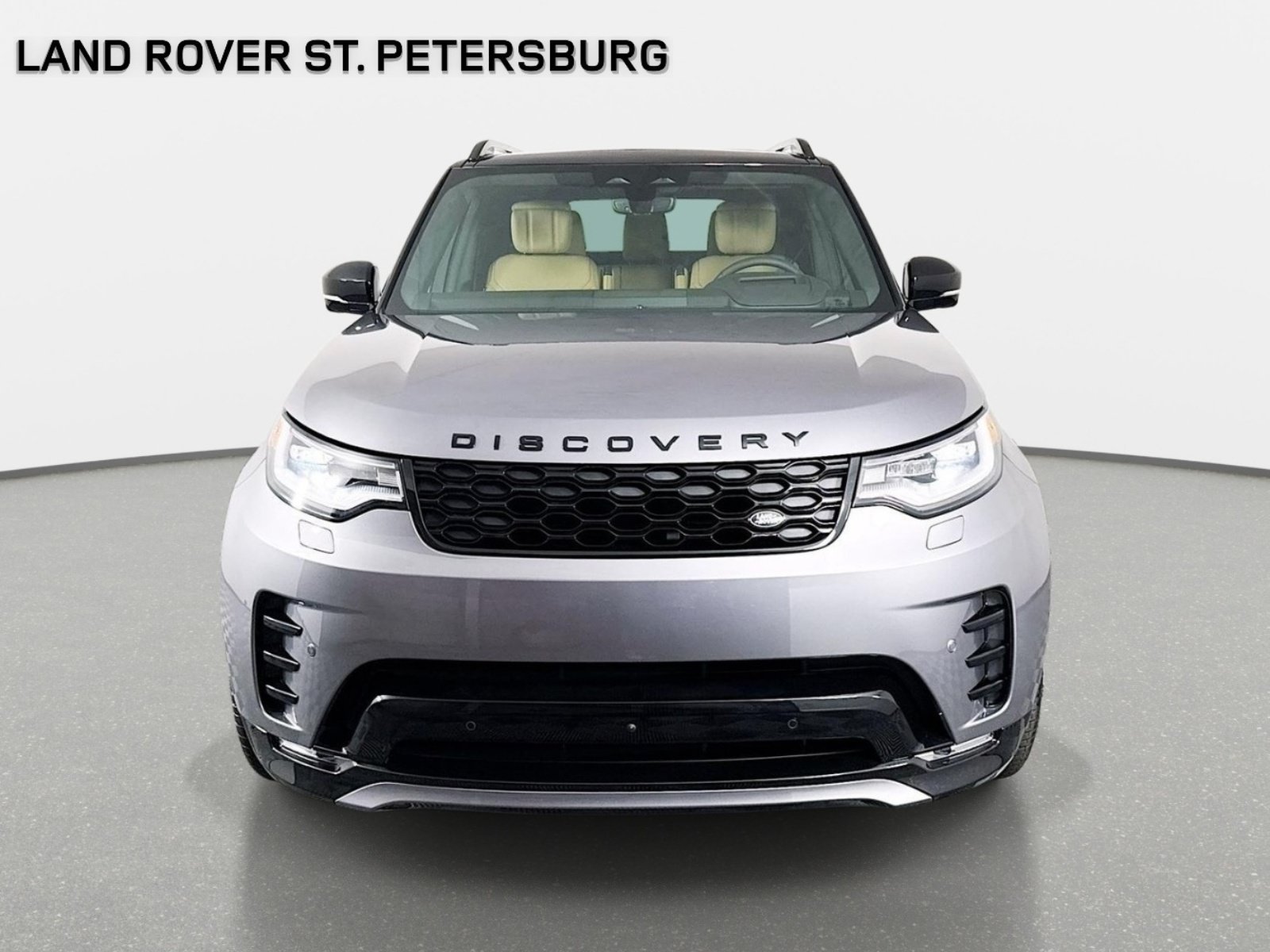 Used 2026 Land Rover Discovery Dynamic SE AWD/4WD image 2