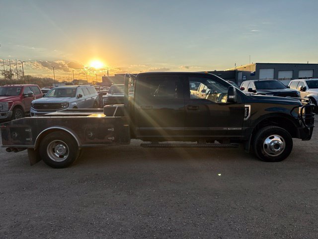 Used 2017 Ford F350 Lariat w/ Lariat Value Package AWD/4WD image 11